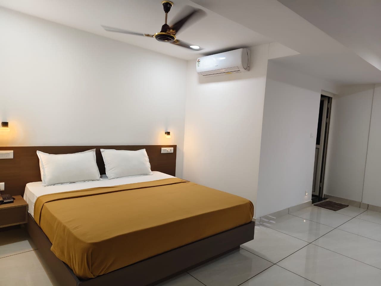 Comfortable room at Idukki Castle Hotel